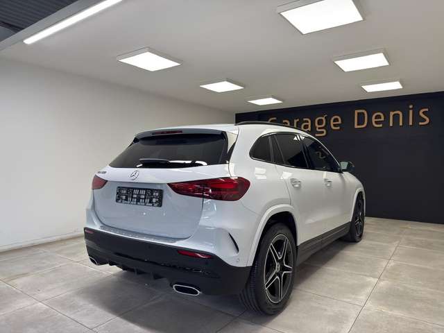 Mercedes-Benz GLA 180 — photo 8
