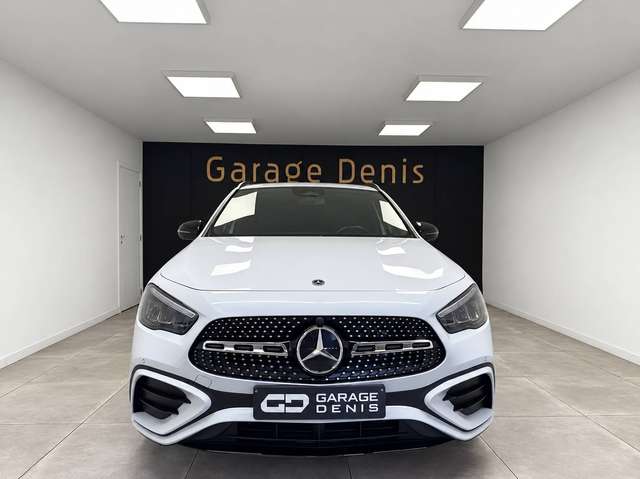 Mercedes-Benz GLA 180 — photo 2