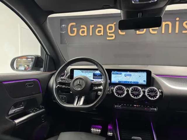Mercedes-Benz GLA 180 — photo 10