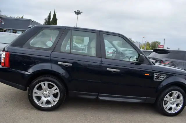 Land Rover Range Rover Sport view 7