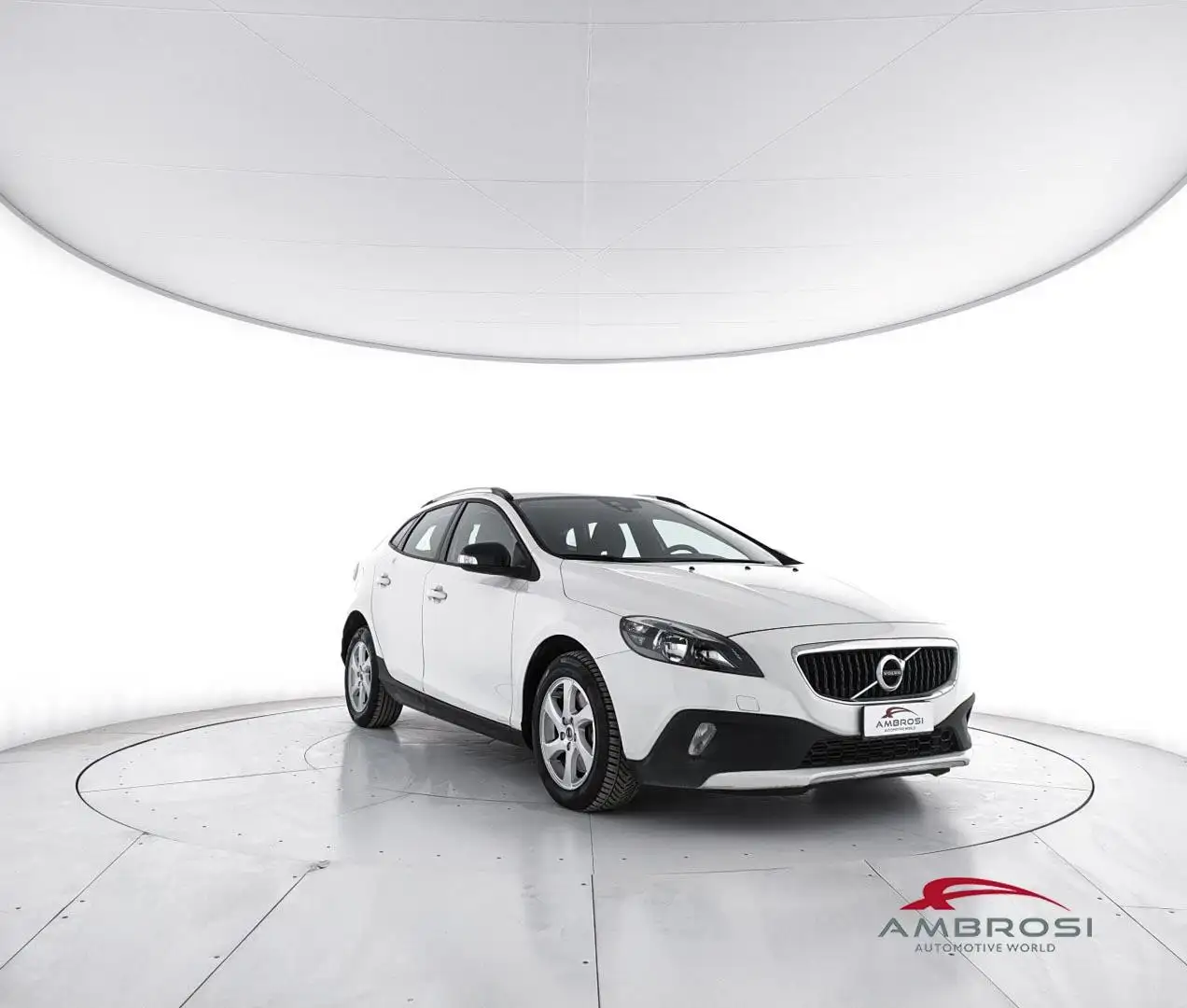 Volvo V40 Cross Country D2 Business Fehér - 2