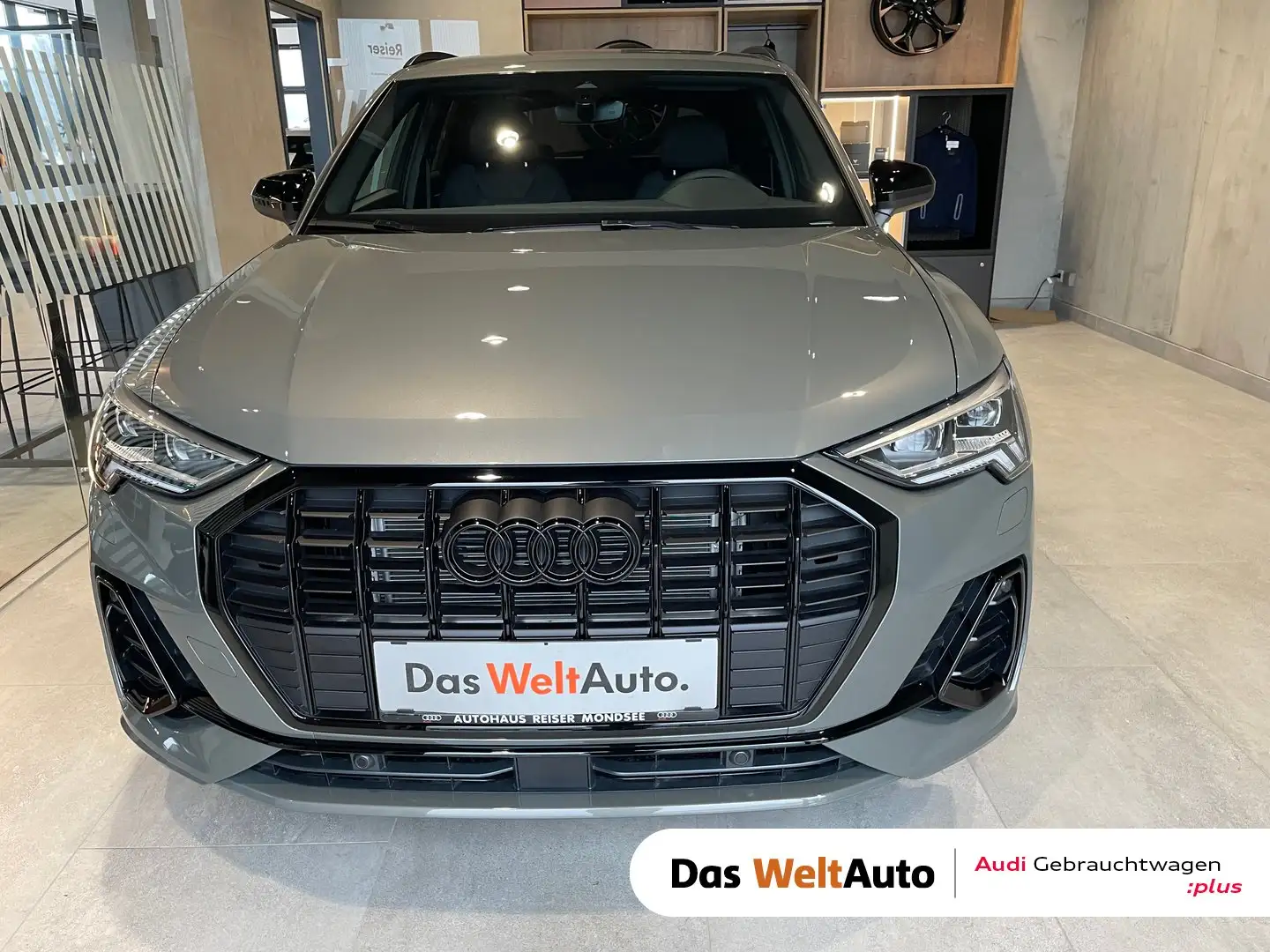 Audi Q3 35 TFSI S line exterieur Grau - 1