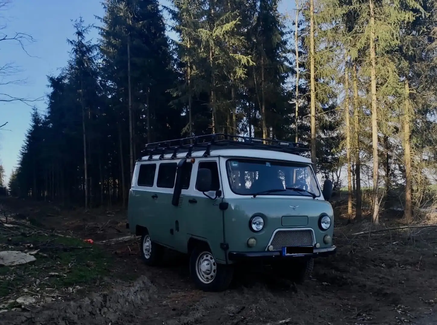 UAZ 2206 Jubiläumsedition Green - 1