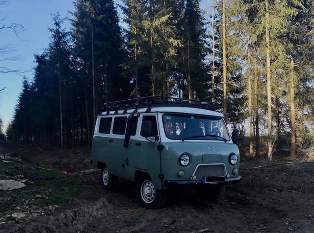 Imagine UAZ 2206 Jubiläumsedition