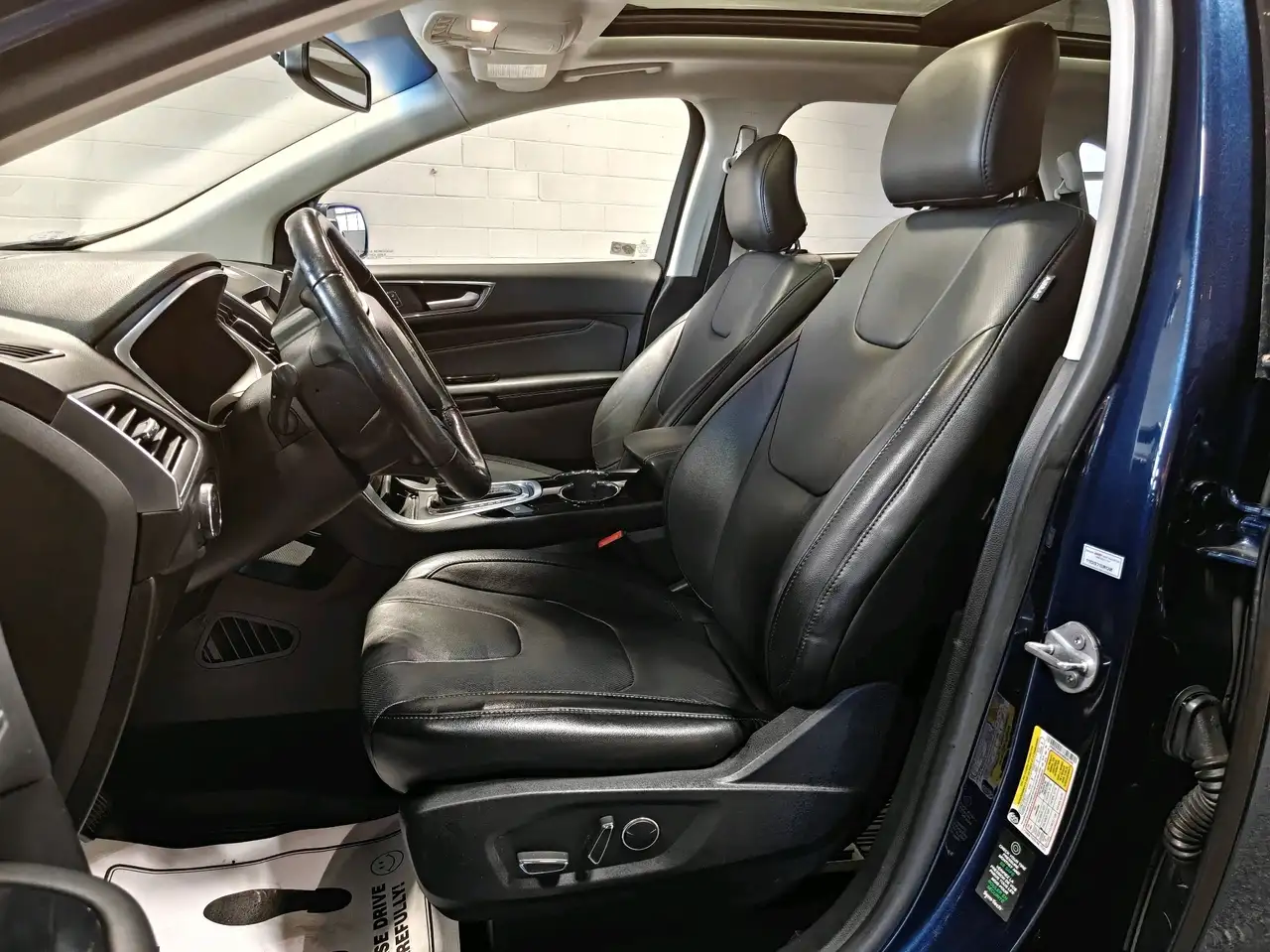 Ford Edge photo Ford Edge