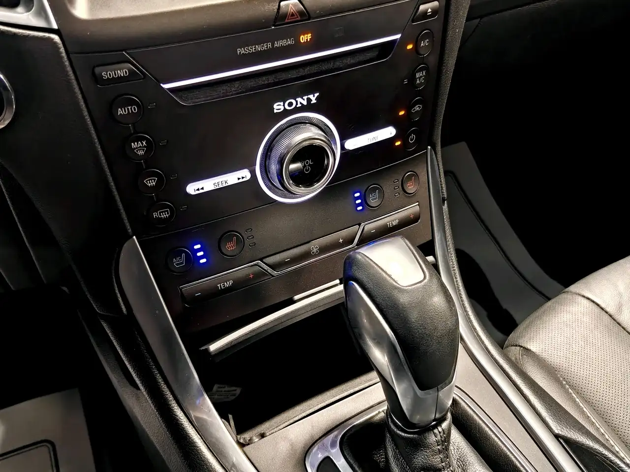 Ford Edge photo Ford Edge