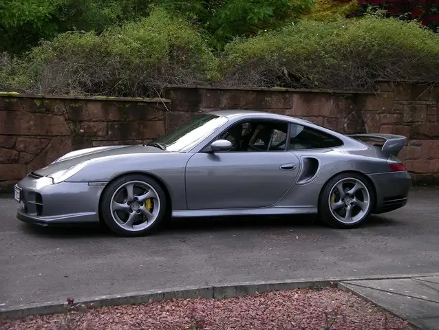 Porsche GT2 996