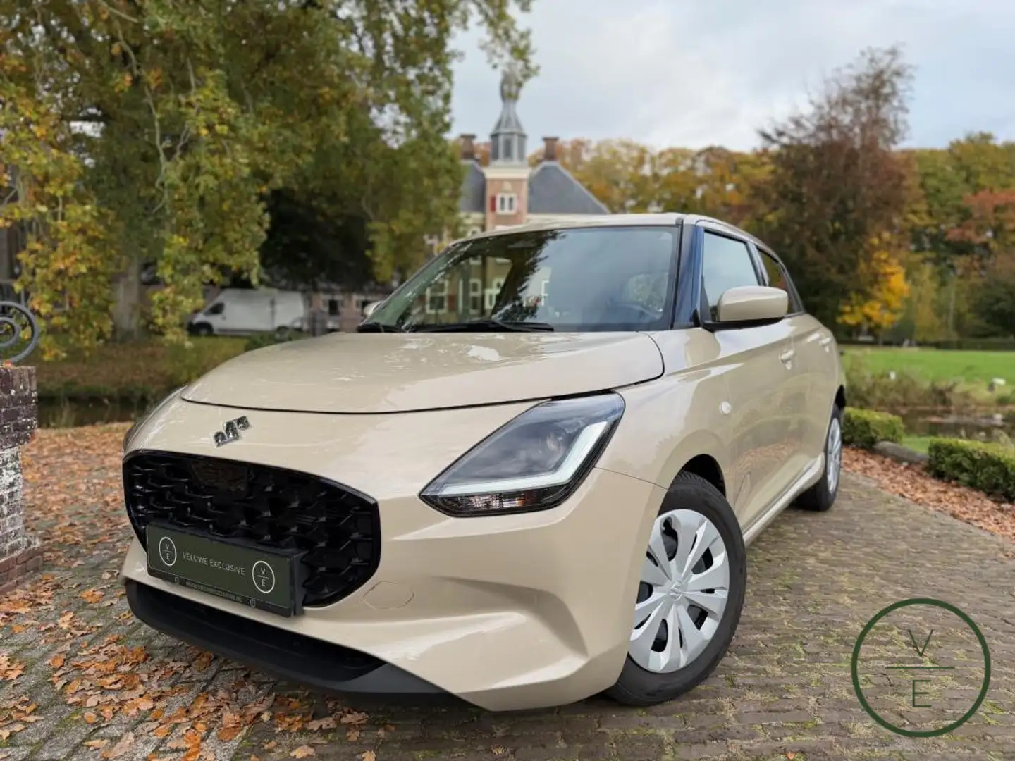 Suzuki Swift 1.2 Smart Hybrid | Adaptive | Camera | !3800KM! | Marrón - 1