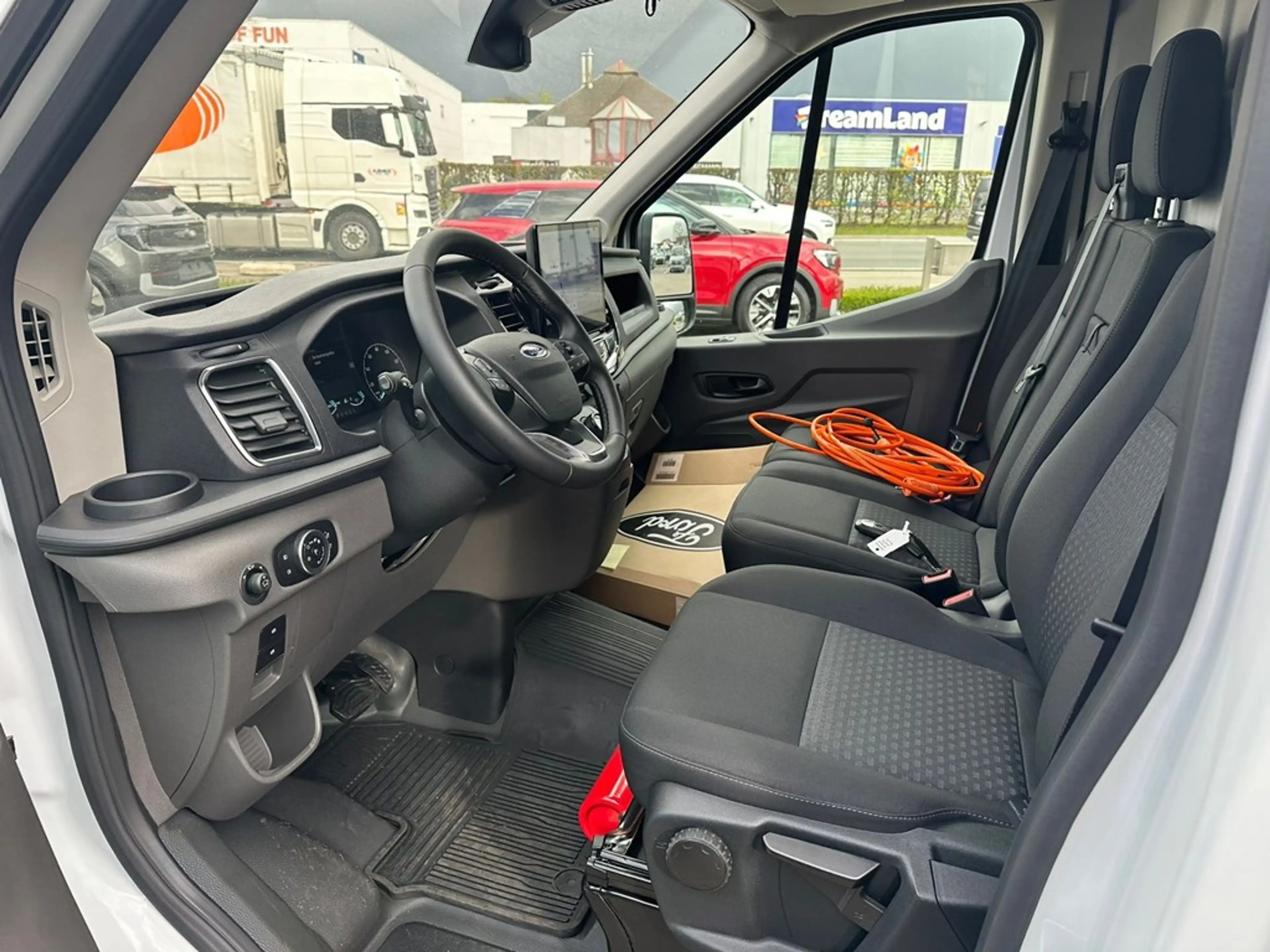 Ford E-Transit 2T Koelwagen — photo 12