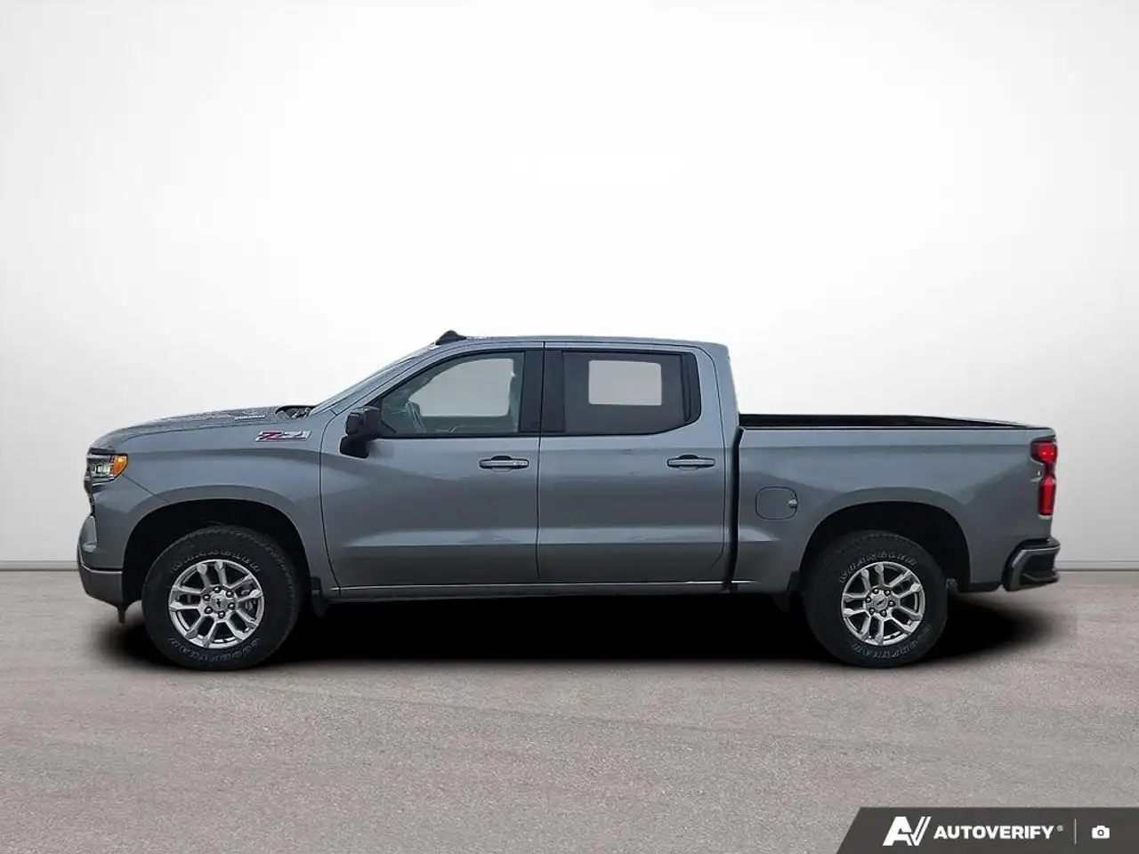 Chevrolet Silverado 1500 снимка Chevrolet Silverado 1500