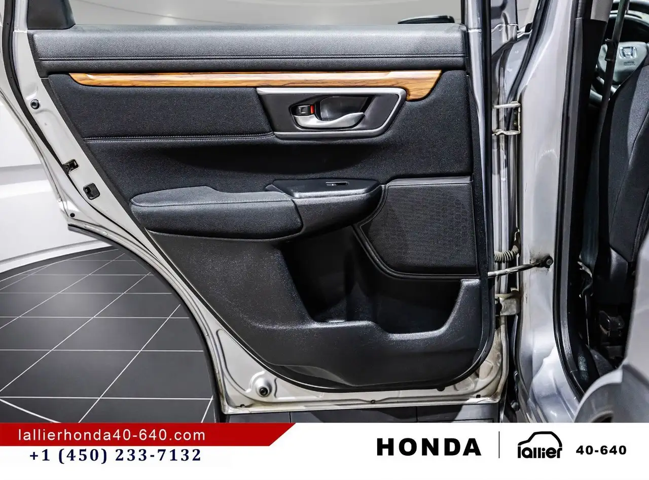 Honda CR-V photo Honda CR-V