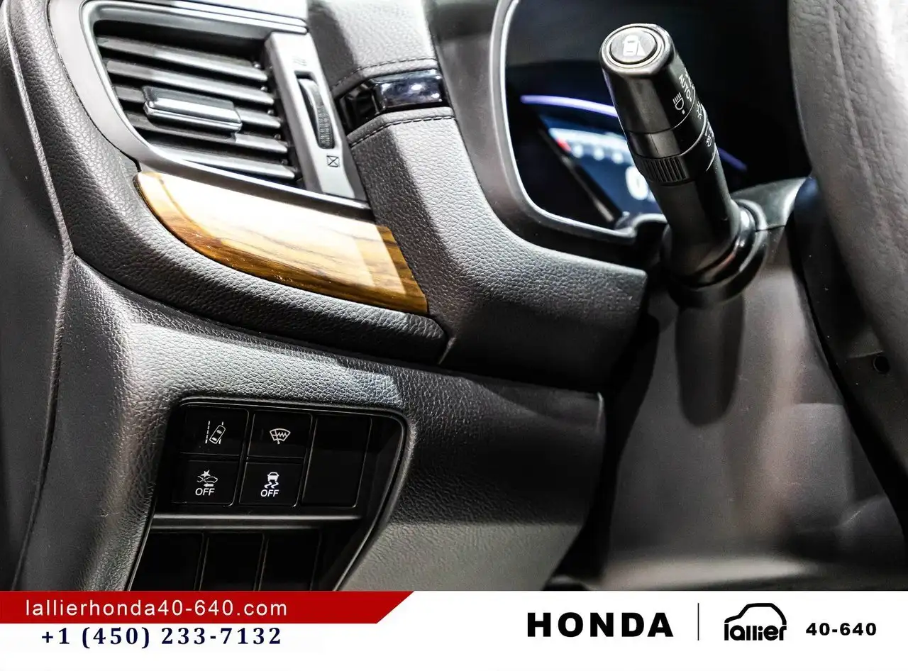 Honda CR-V photo Honda CR-V