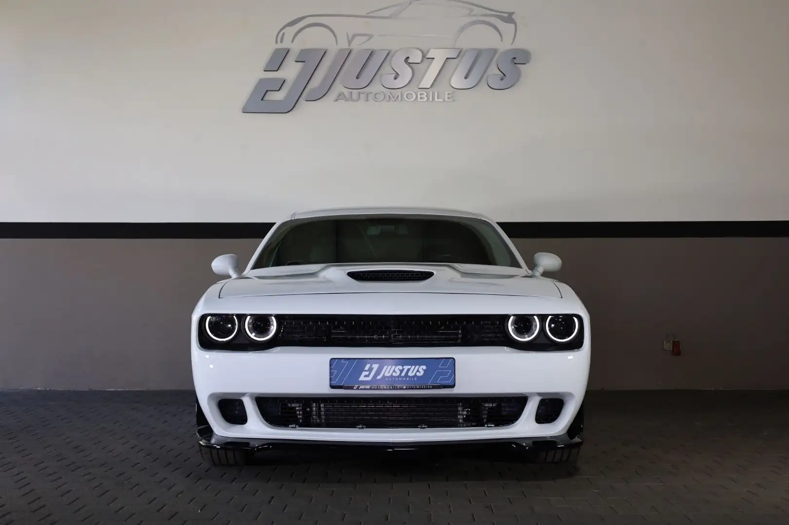 Dodge Challenger 5.7 R/T/SHZ/TEMP/MFL/BTH/AMBIE/R20 Weiß - 2