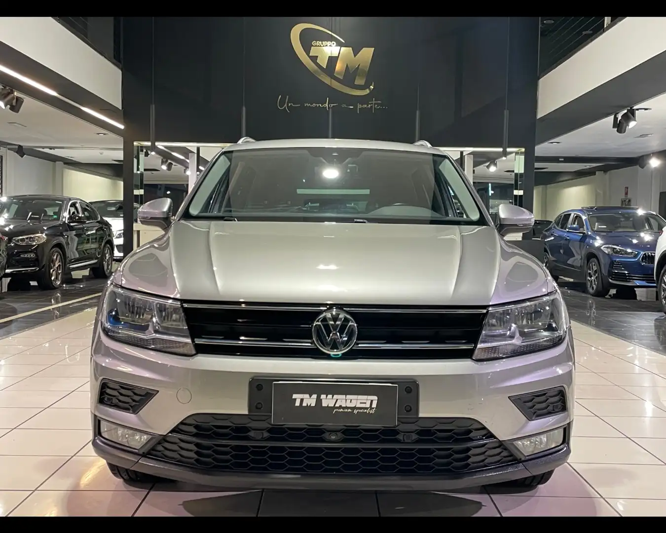 Volkswagen Tiguan 2ª serie - Tiguan 2.0 TDI SCR DSG Business BlueMot Noir - 2