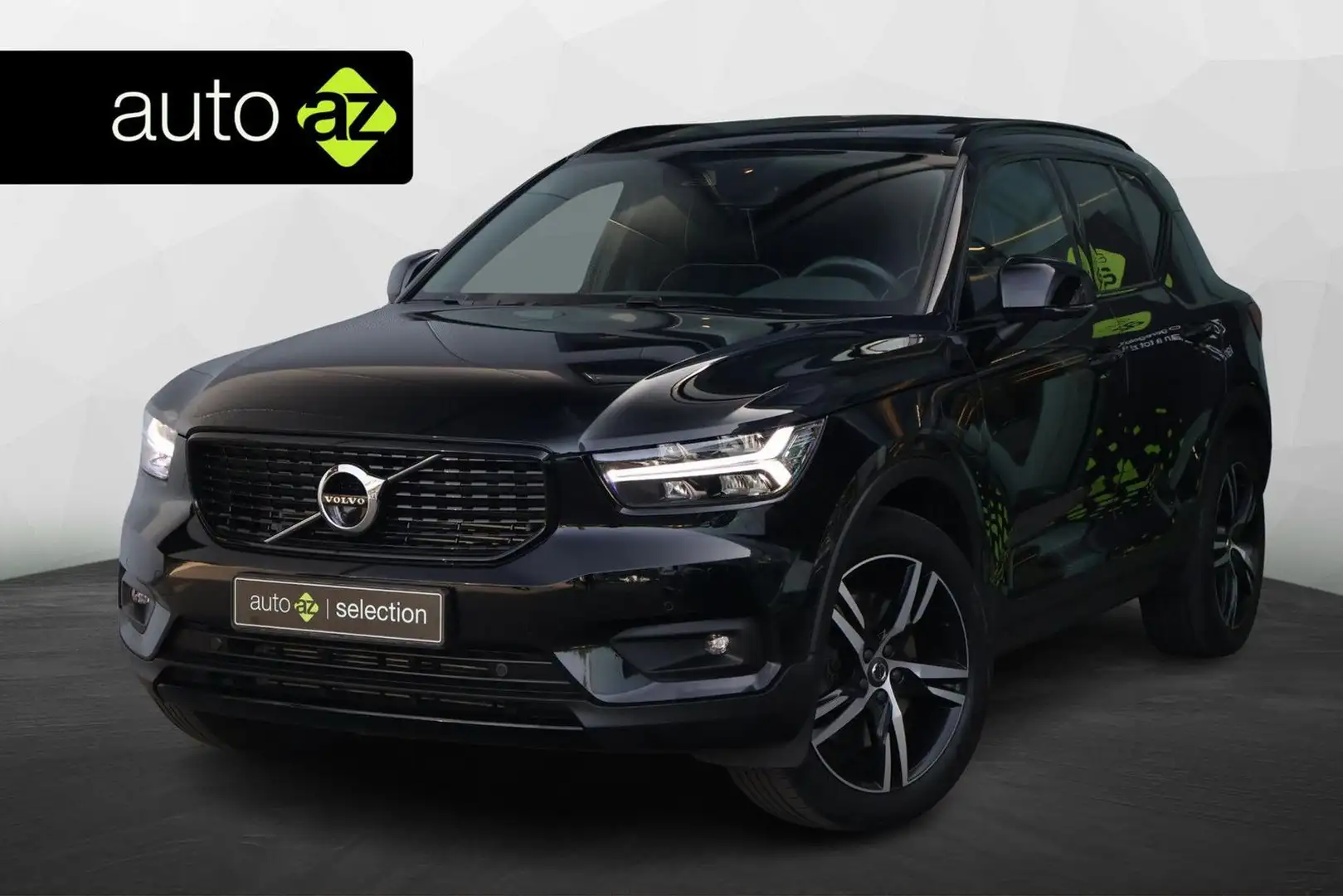 Volvo XC40 1.5 T5 Recharge R-Design / Panorama Schwarz - 1