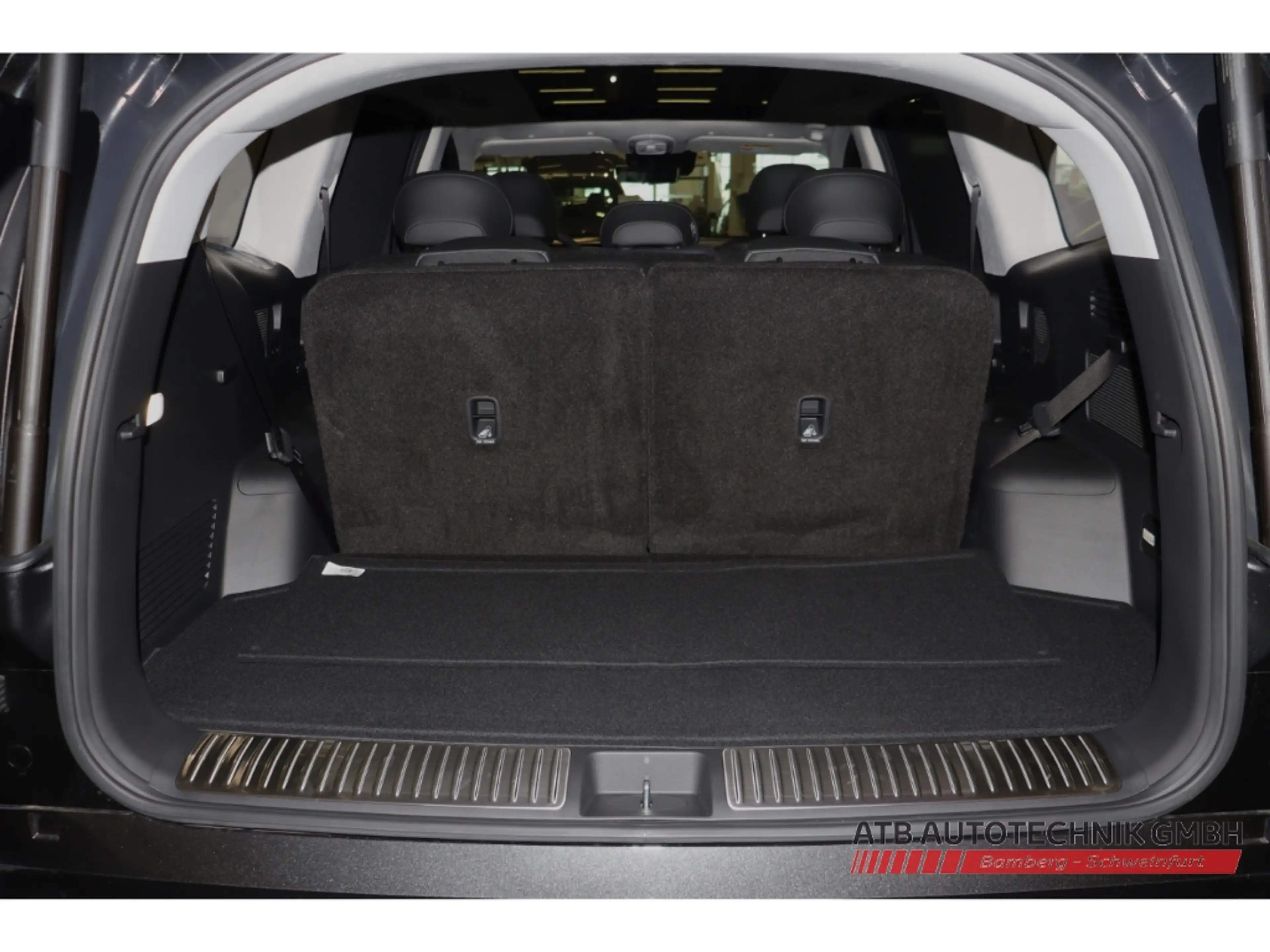 Hyundai IONIQ 9 UNIQ 7-Sitzer MY26 307 PS 4WD HUD El. Panodach — photo 15