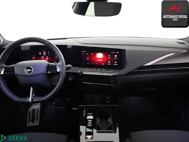 Opel Astra view 9