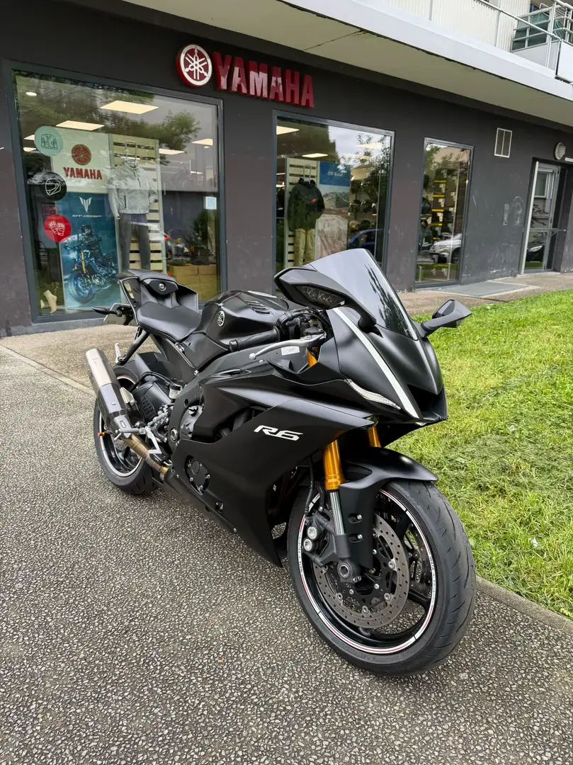 Yamaha YZF-R6 Negro - 1