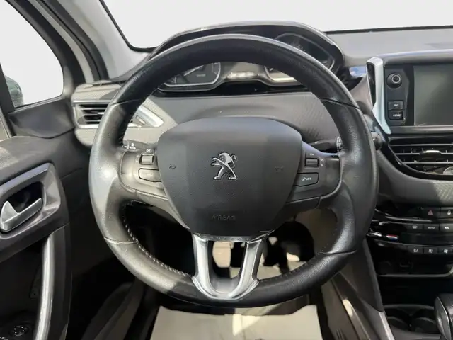 Peugeot 2008 view 14