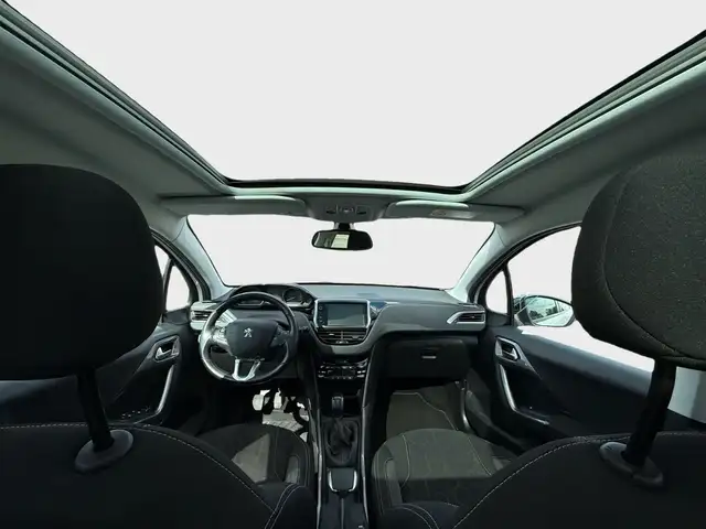 Peugeot 2008 view 13