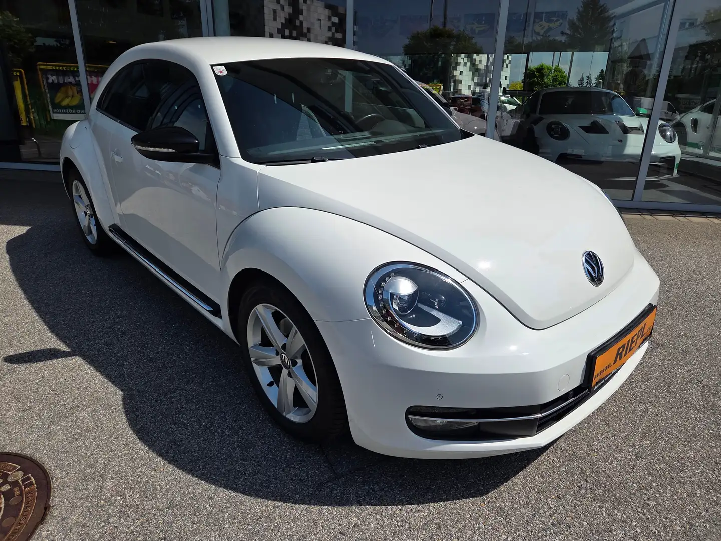 Volkswagen Beetle Sport Bi-Xenon Einparkhilfe Komfort-Paket 17" Weiß - 1