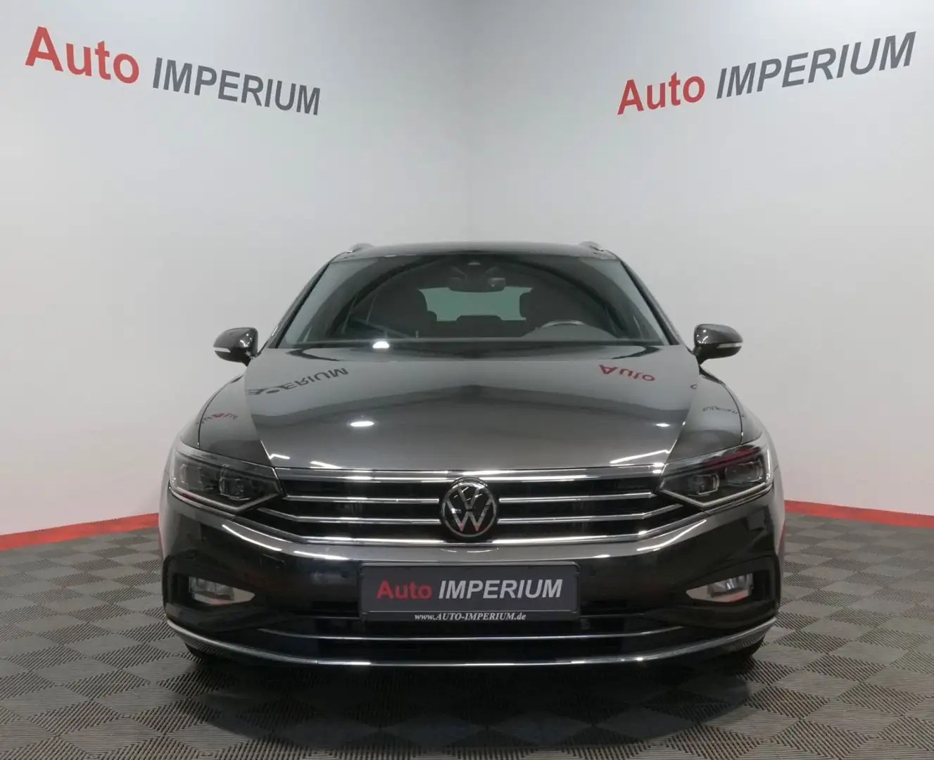 Volkswagen Passat Variant Elegance 2.0 TSI *LEDER*HARMAN-K* Grau - 2