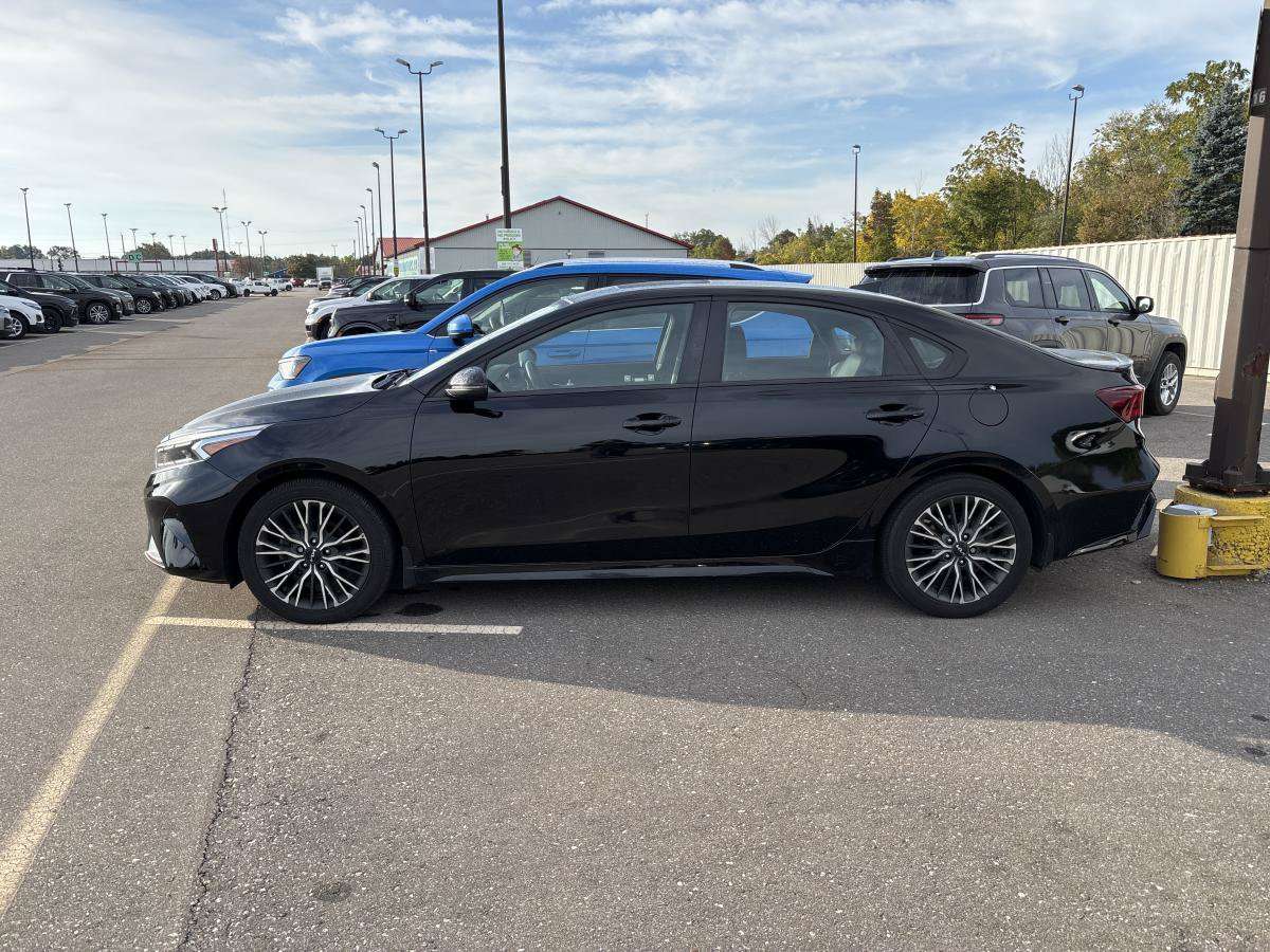 2024 Kia Forte GT-Line 2WD | No Accidents | Vent. Front Seats