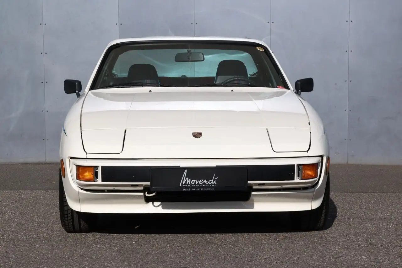 Porsche 924 Targa, Martini Edition, foto 5