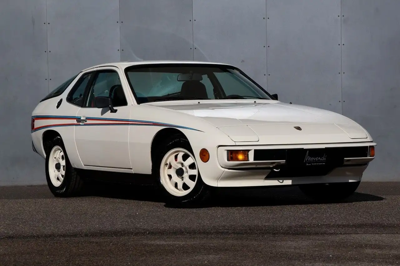 Porsche 924 Targa, Martini Edition, foto 1