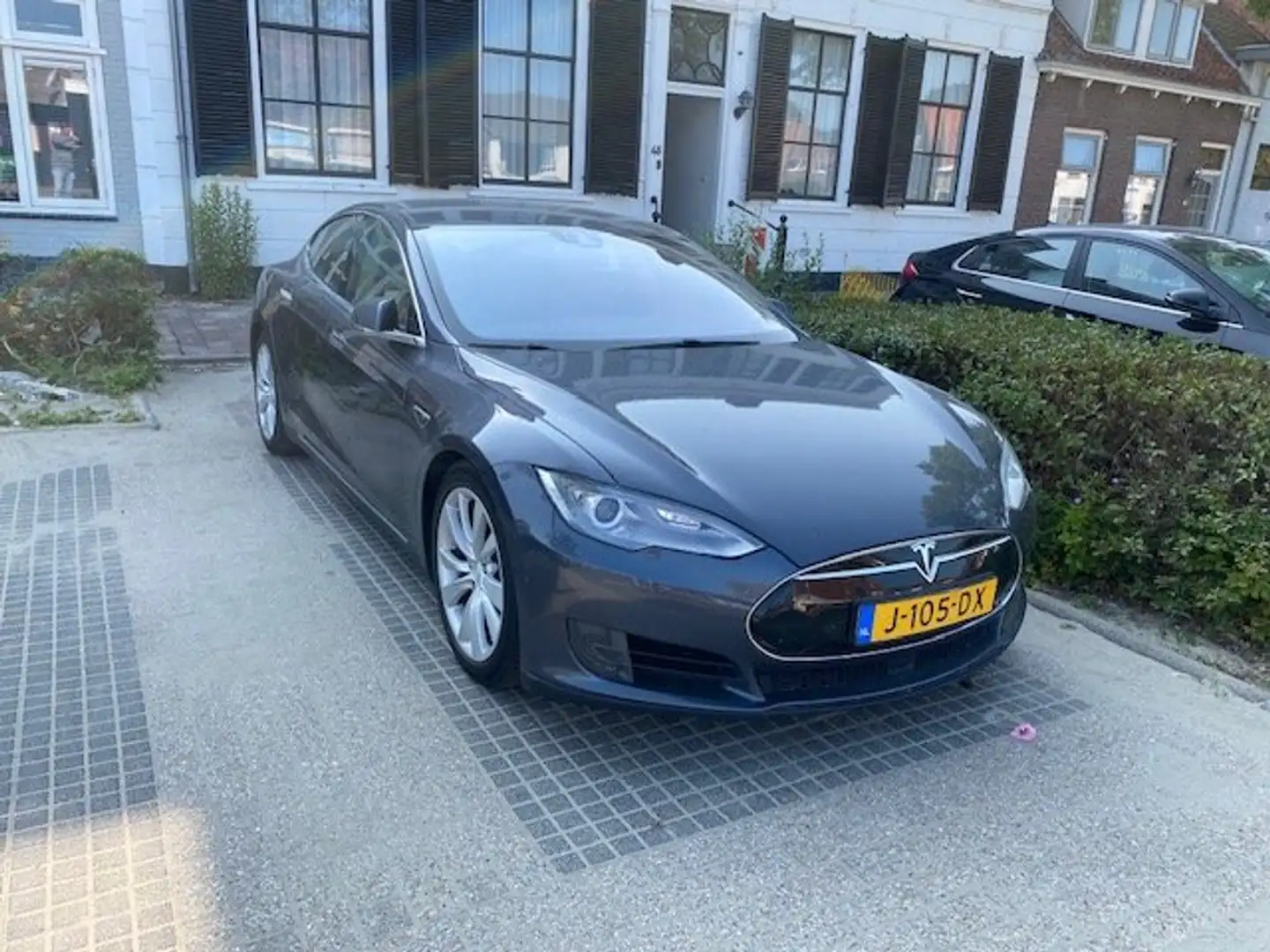 Tesla Model S Model S 85D Base Grijs - 1