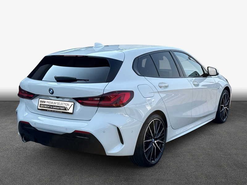BMW 118 i Aut. M-Paket LED HiFi Navi Lenkradheizung — photo 2