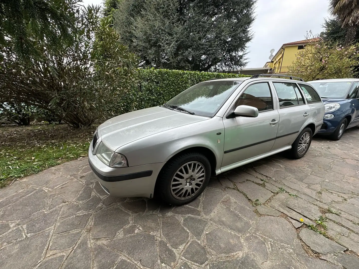 Skoda Octavia Wagon 1.9 tdi Elegance 110cv - 2