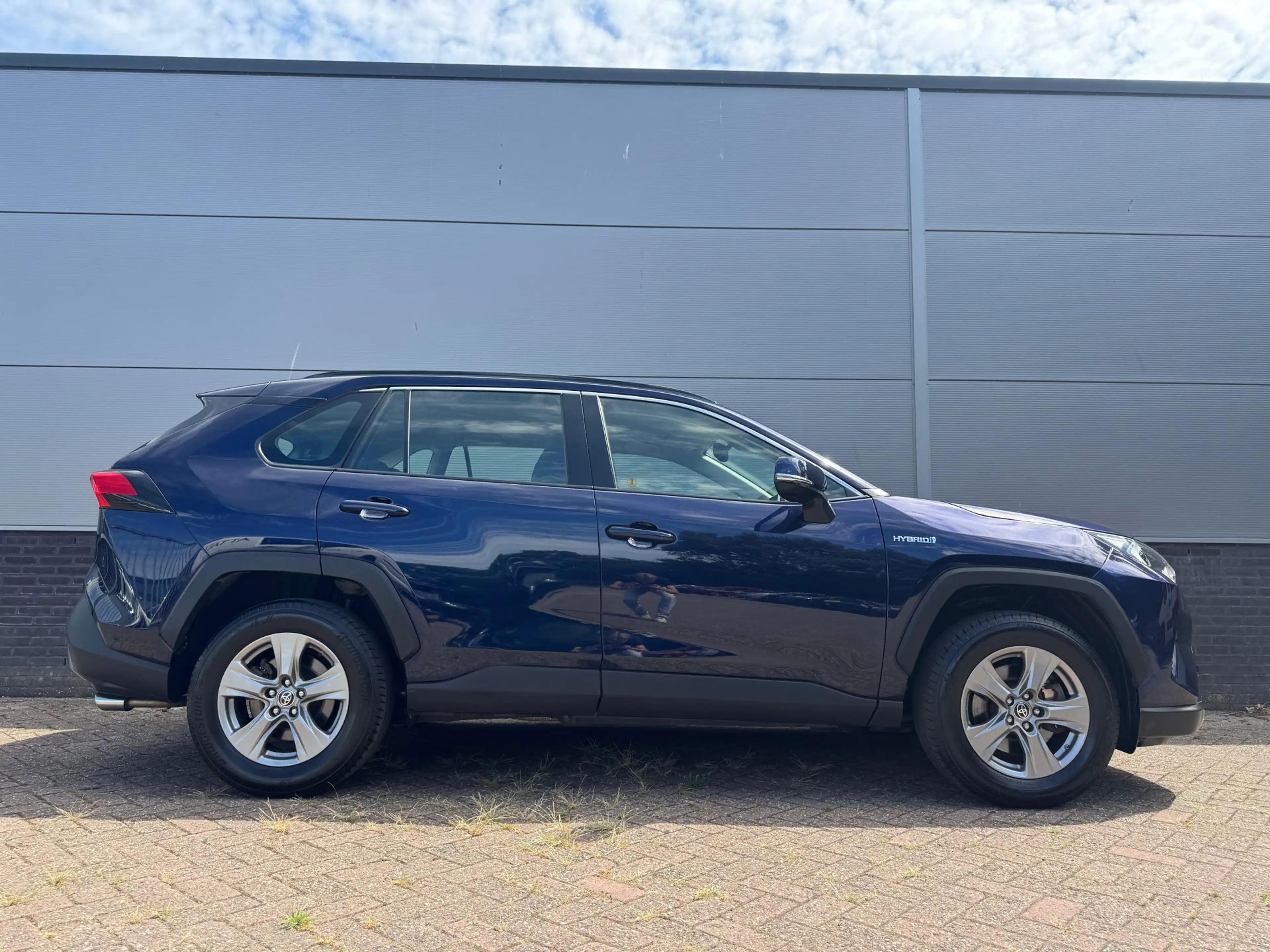 Toyota RAV 4 2.5 Hybrid Active Limited — photo 10