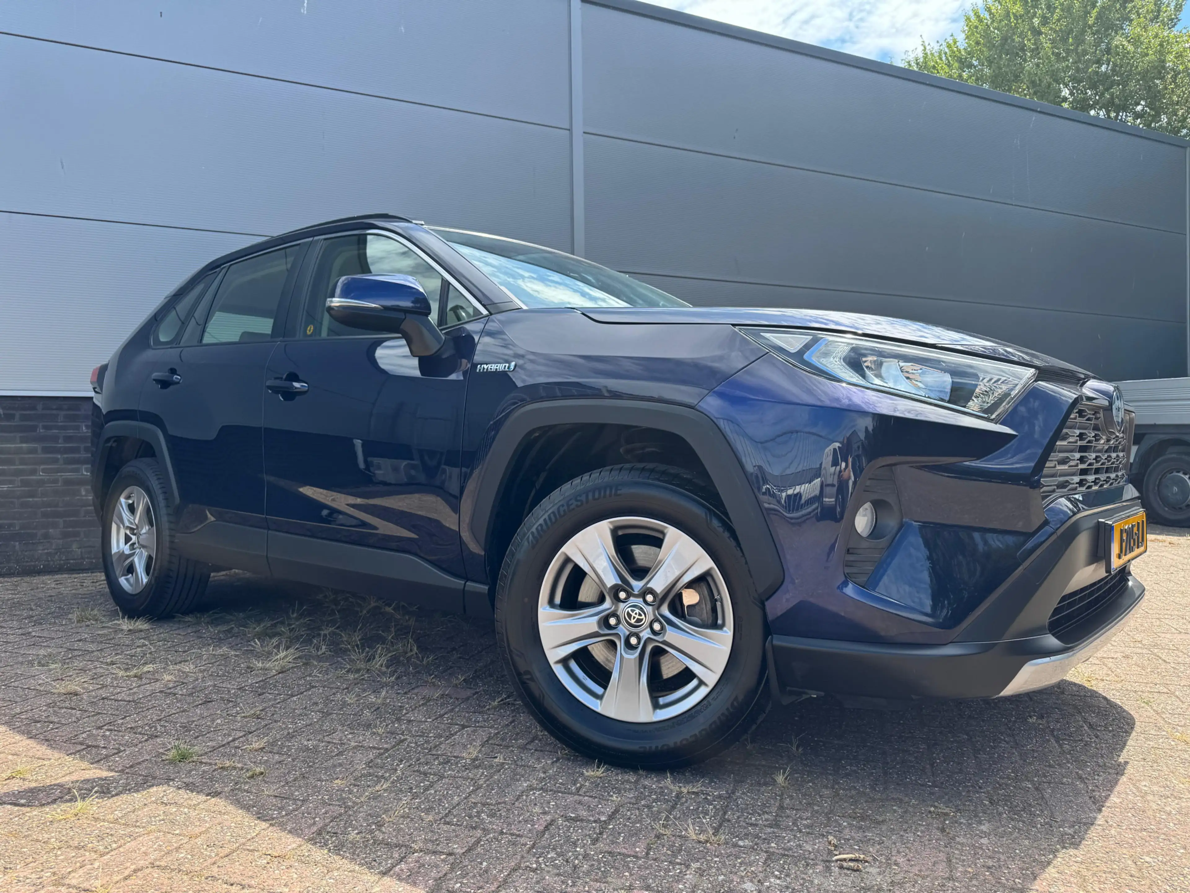 Toyota RAV 4 2.5 Hybrid Active Limited — photo 9
