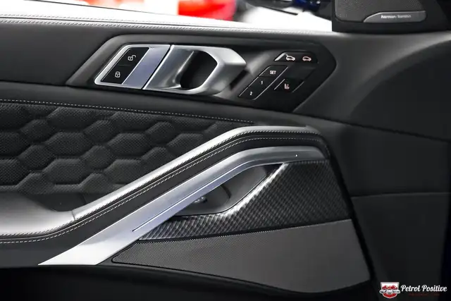 BMW X6 M Competition Individual / 14.000km / EXP: 79.800€ Ansicht 32