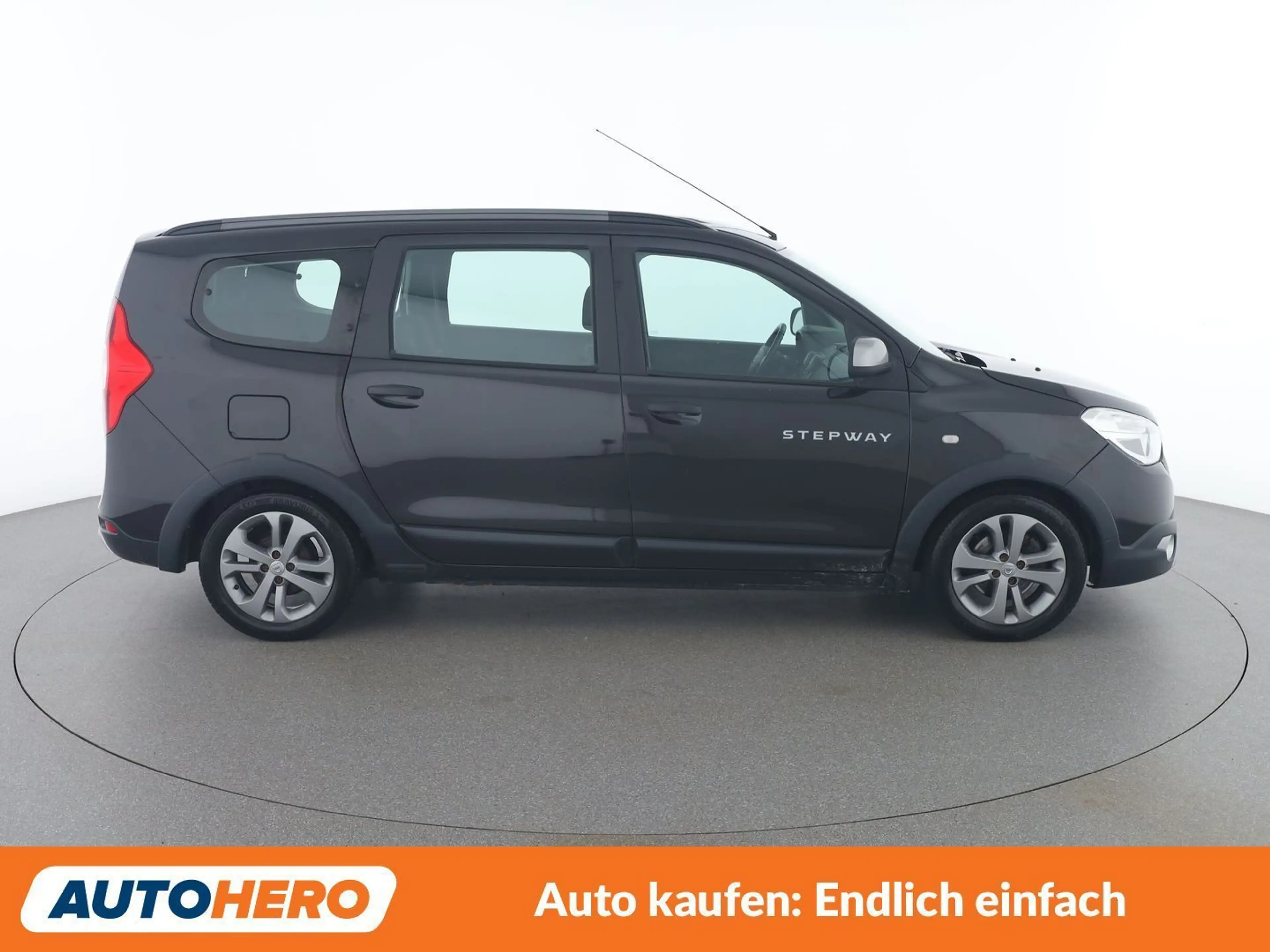 Dacia Lodgy 1.5 dCi Diesel Stepway — photo 7