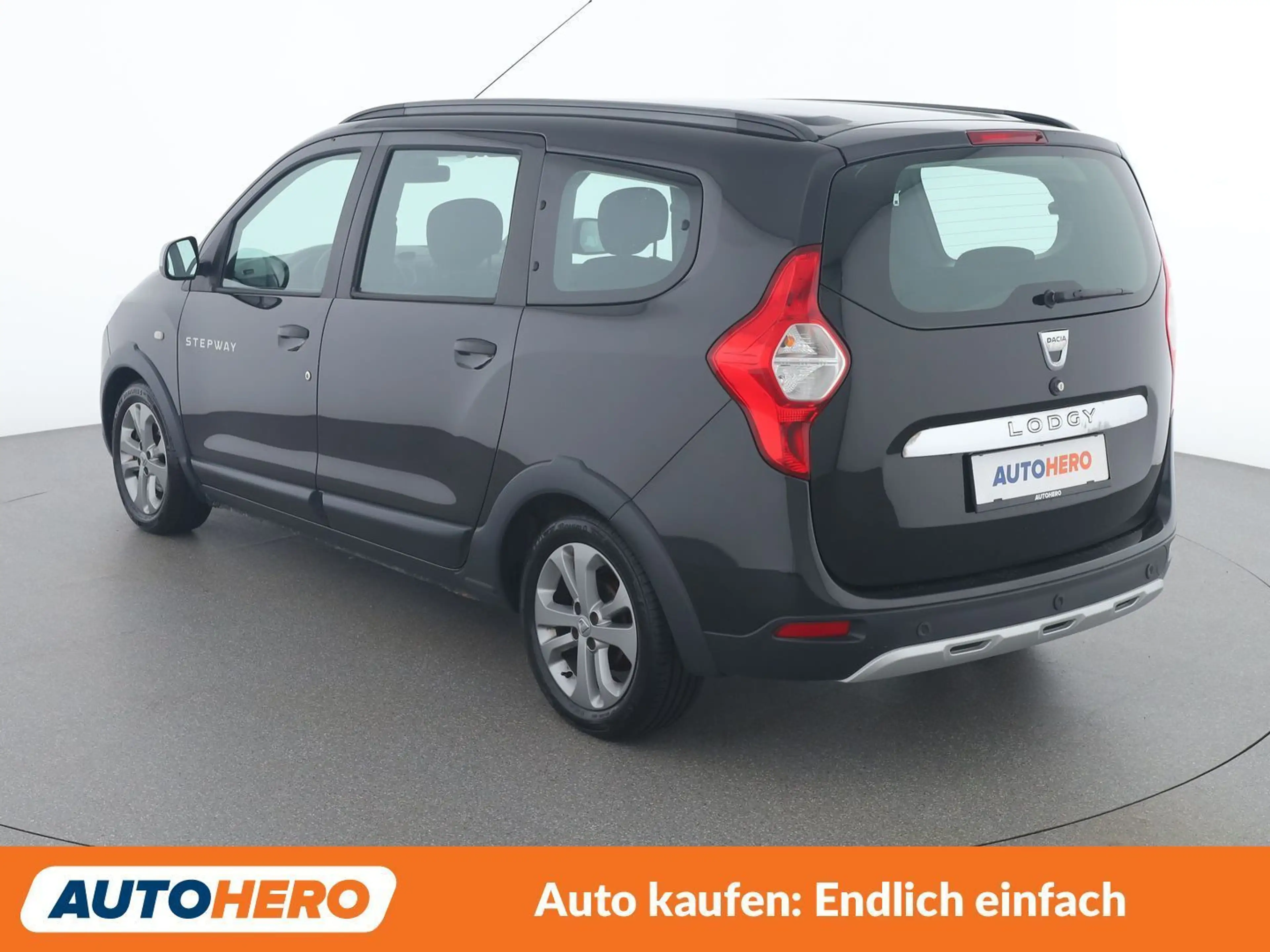 Dacia Lodgy 1.5 dCi Diesel Stepway — photo 4