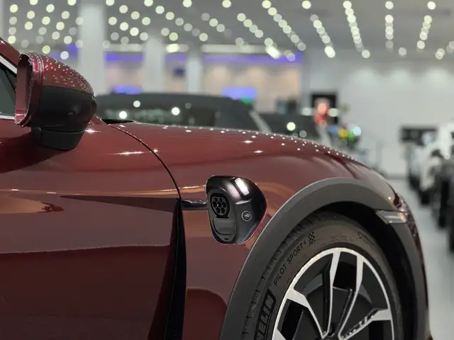 Porsche Taycan 4S Cross Turismo *Traumzustand*PDLS+*360°*Bose* Ansicht 13