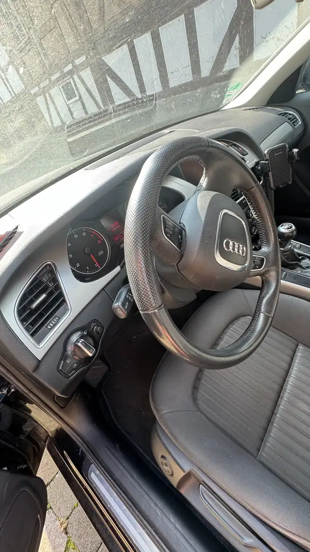 Audi A4 A4 Avant 2.0 TFSI Ambiente Schwarz - 2