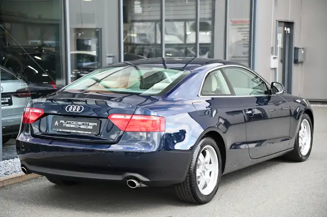Audi A5 view 4