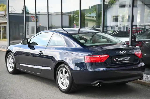 Audi A5 view 5