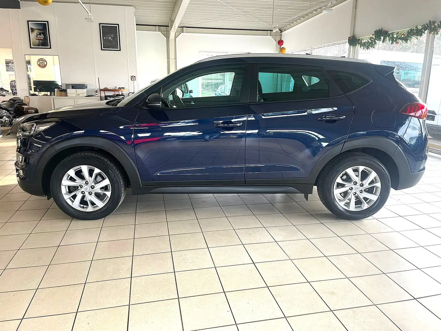 Hyundai TUCSON Trend 2WD-Klima-Navi-Kamera-AHK-DAB-SHZ-Garantie- Blau - 2