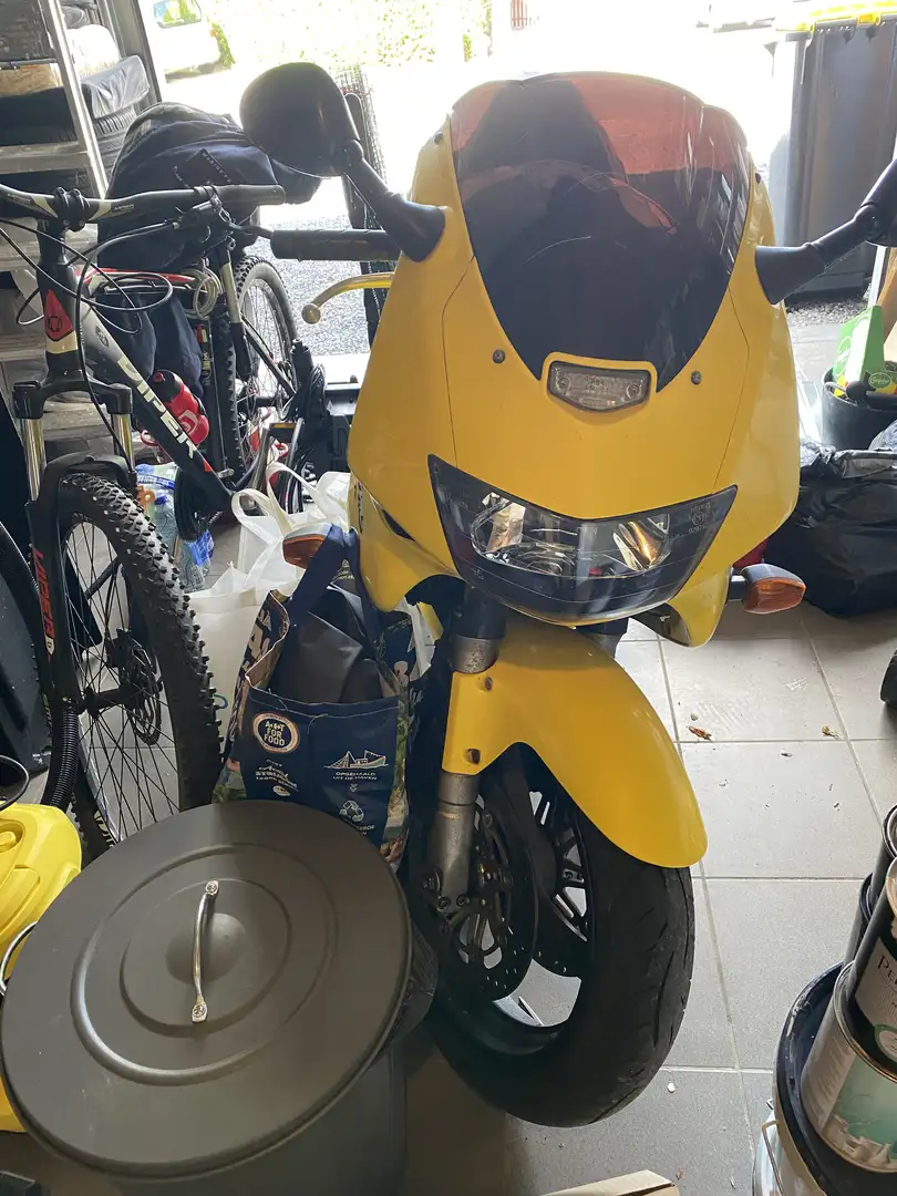 Honda VTR 1000 Firestorm - 1