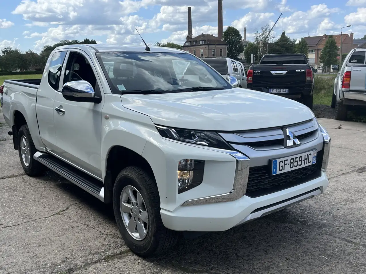 CLUB CAB 2.2 DI-D 150 AS