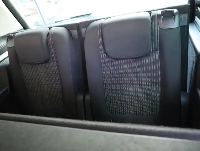 Seat Alhambra view 17