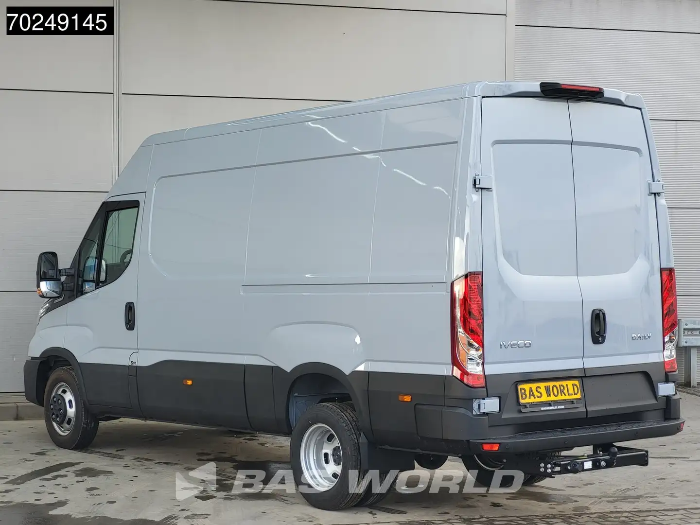 Iveco Daily 35C21 2025 model! 210PK Automaat Dubbellucht LED A Gris - 2
