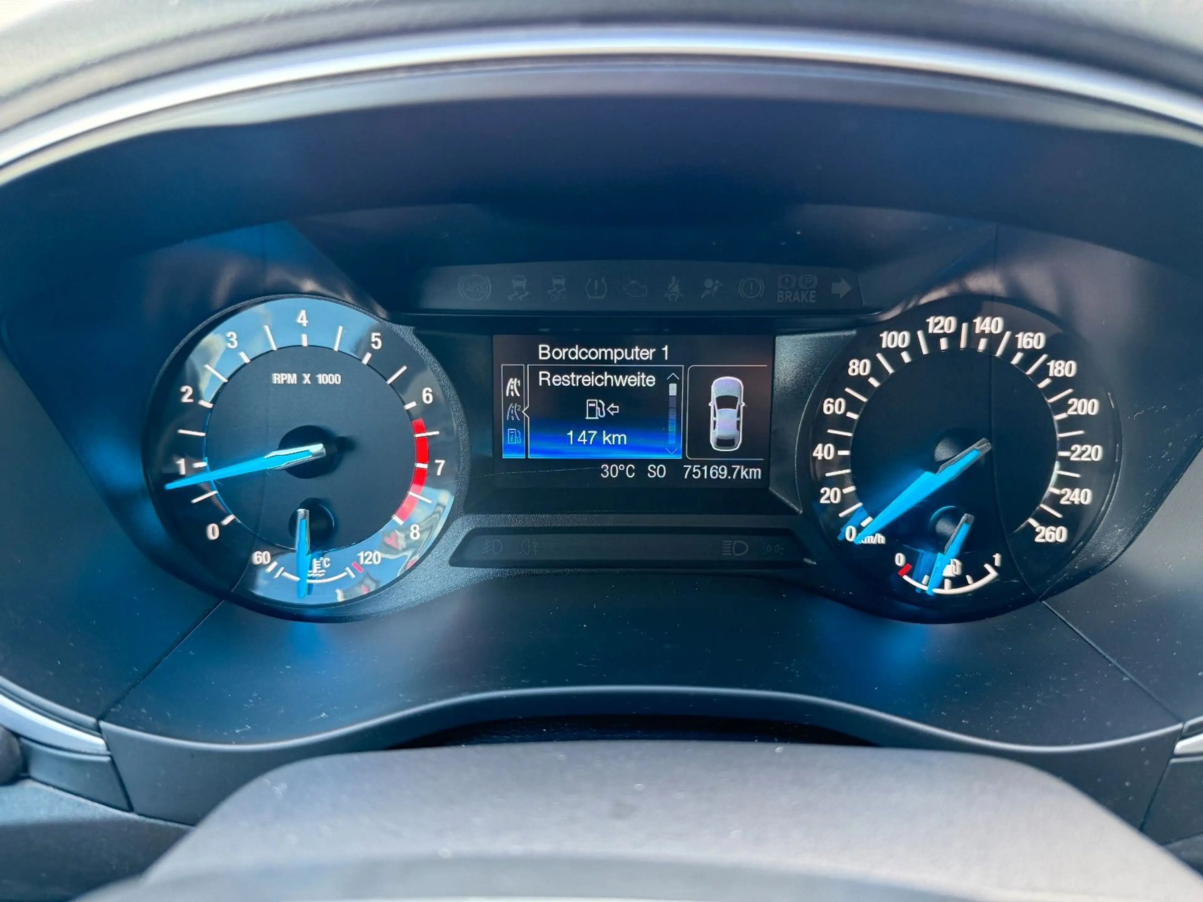 Ford Mondeo Turnier Business Edition *SITZH*NAVI* — photo 34
