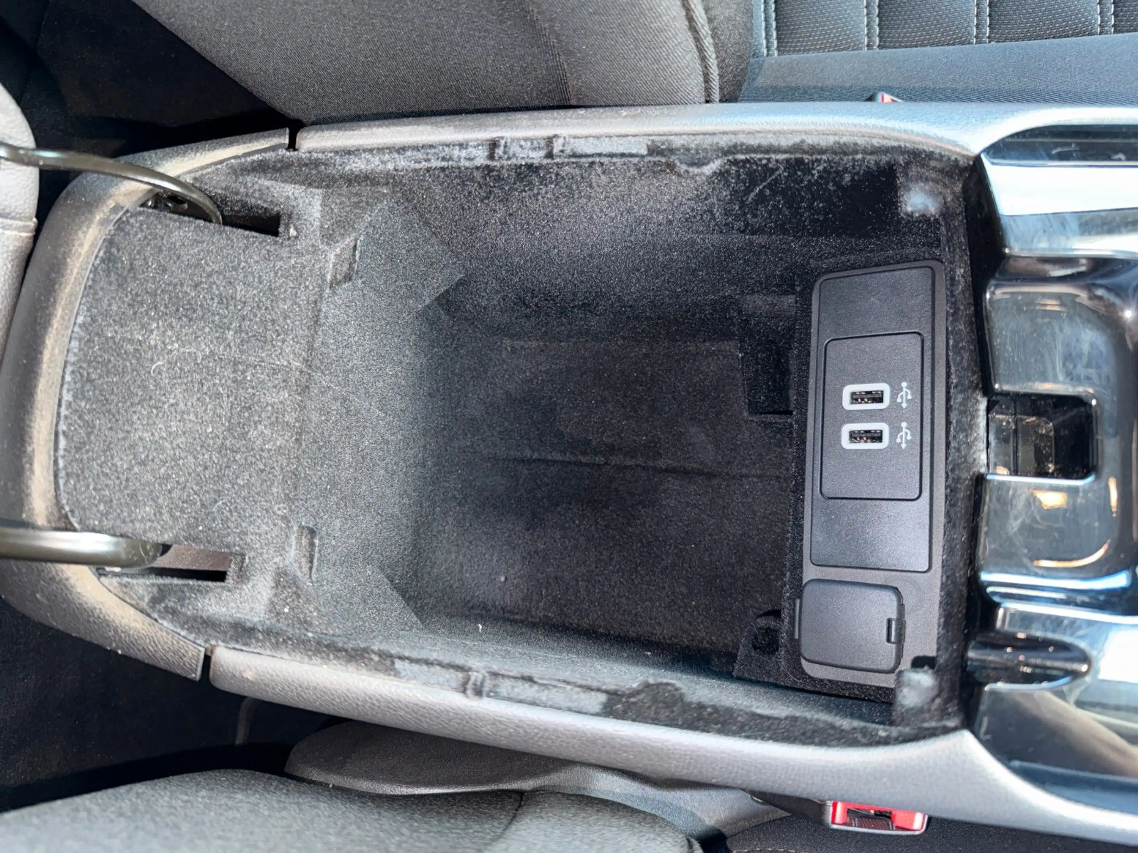 Ford Mondeo Turnier Business Edition *SITZH*NAVI* — photo 25