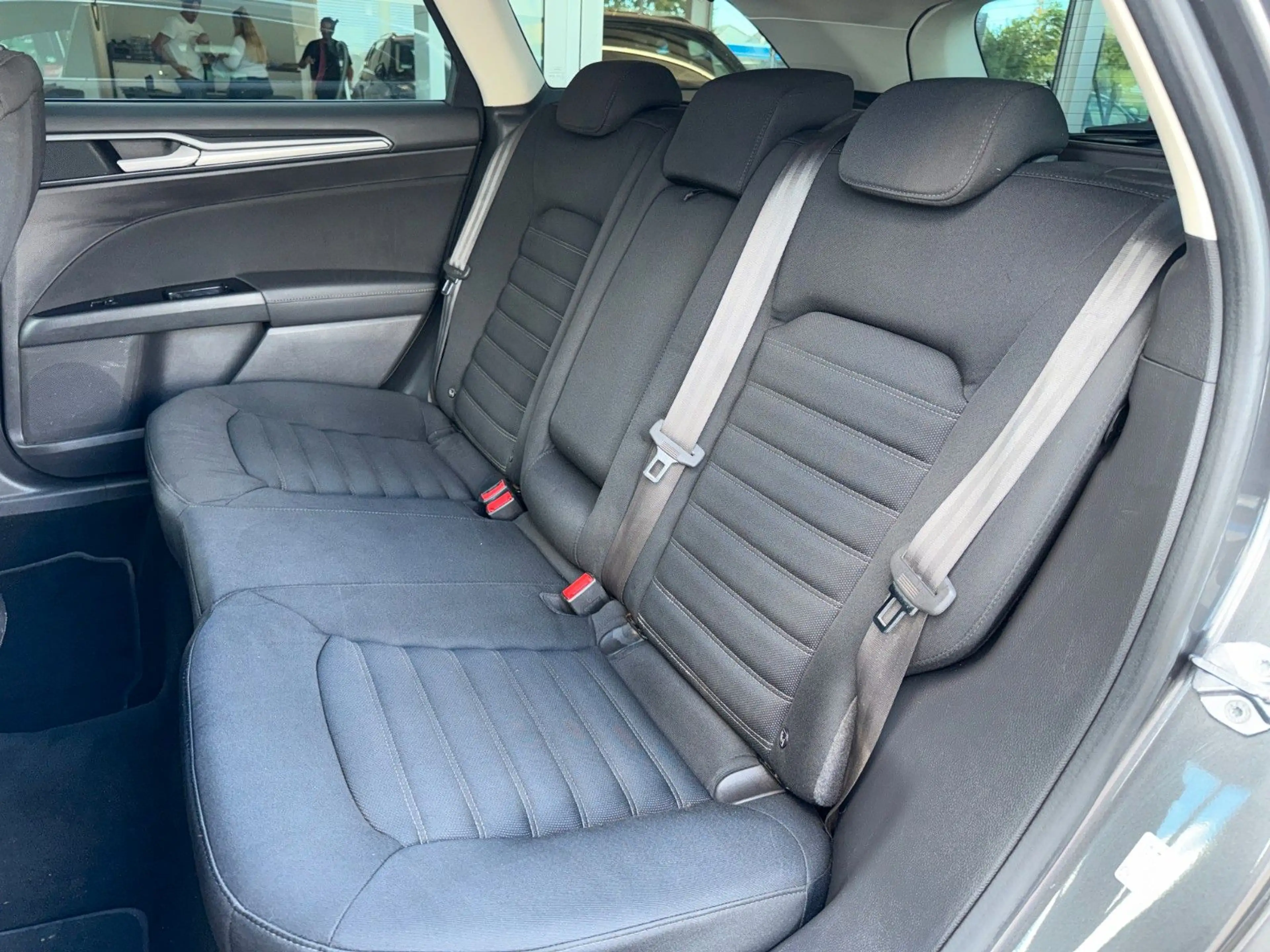 Ford Mondeo Turnier Business Edition *SITZH*NAVI* — photo 14