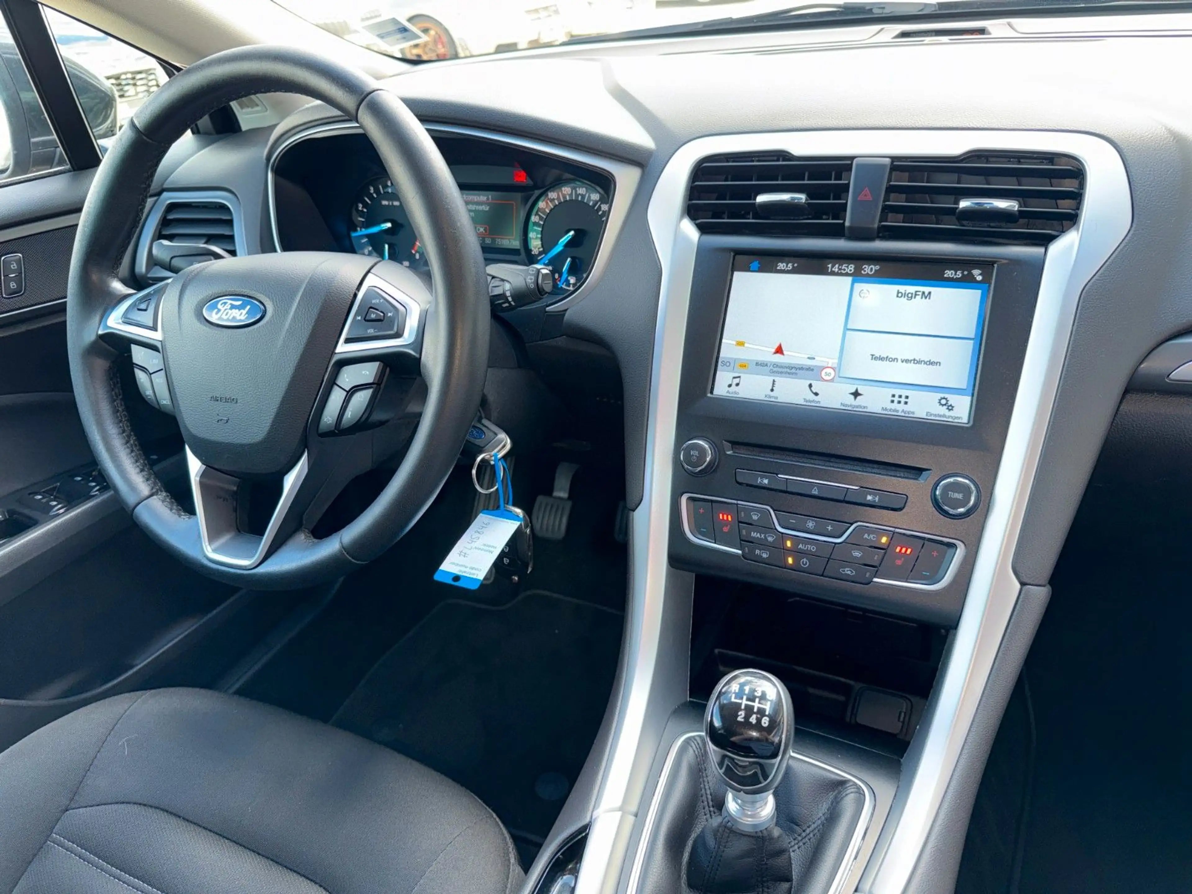 Ford Mondeo Turnier Business Edition *SITZH*NAVI* — photo 18